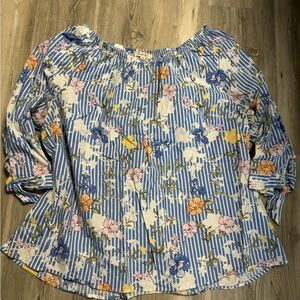 Como Blue 1X stripe floral top, 3/4 sleeve can be on shoulder or off